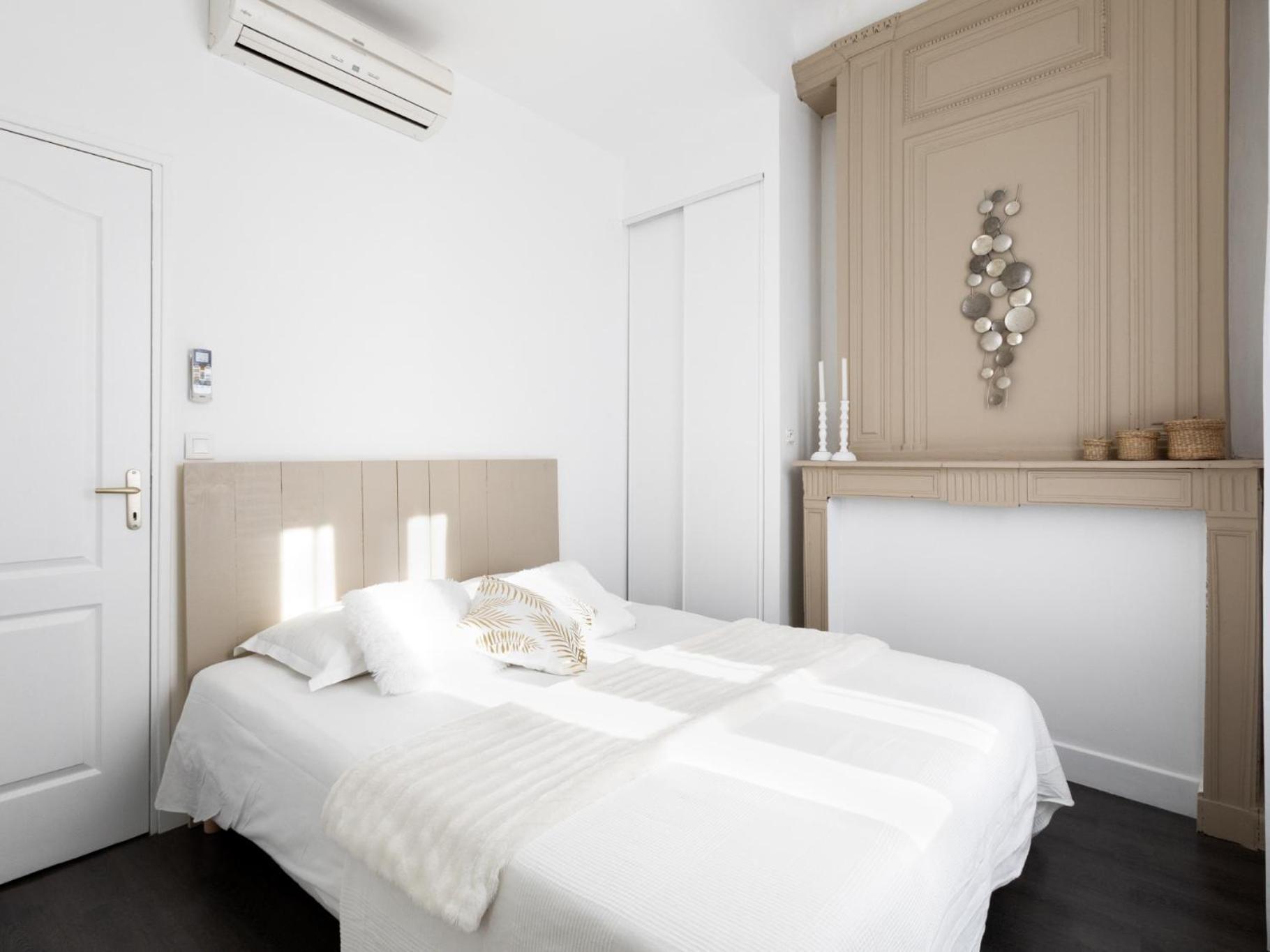 Les Cles De La Cite Apartment Carcassonne Room photo